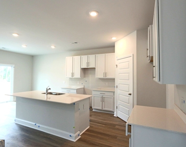 121 Buckeye Road - Photo Thumbnail 4