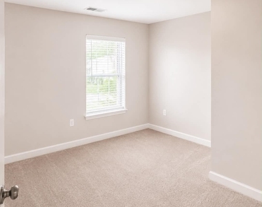 3605 Silver Brooke Lane Nw - Photo Thumbnail 16