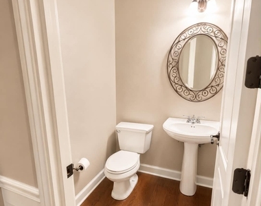3605 Silver Brooke Lane Nw - Photo Thumbnail 9