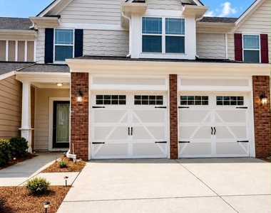 3605 Silver Brooke Lane Nw - Photo Thumbnail 2