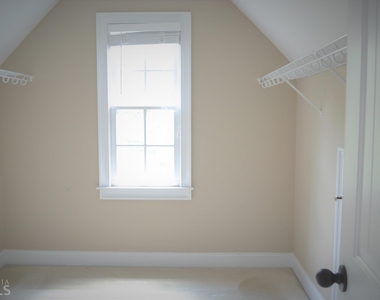 1450 Ashbury Park Drive - Photo Thumbnail 16
