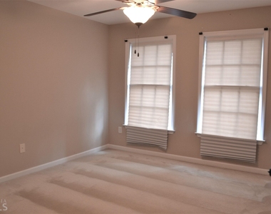 1450 Ashbury Park Drive - Photo Thumbnail 19