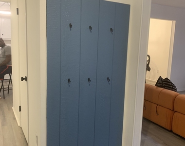 6182 Saint Charles Court - Photo Thumbnail 1