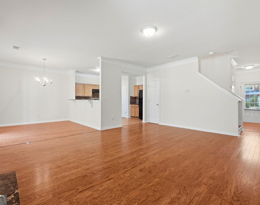 6147 Bellewood Ash Lane - Photo Thumbnail 7
