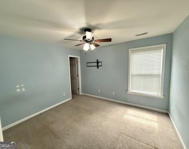 95 Carlisle Street - Photo Thumbnail 8