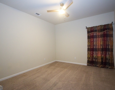 793 Kaitlyn Drive - Photo Thumbnail 18