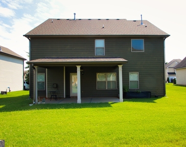 793 Kaitlyn Drive - Photo Thumbnail 2