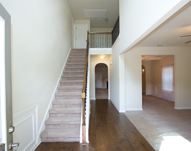 793 Kaitlyn Drive - Photo Thumbnail 4
