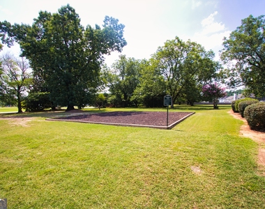 793 Kaitlyn Drive - Photo Thumbnail 41