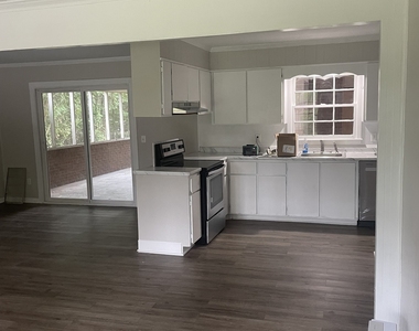 514 Pitt Moore Road - Photo Thumbnail 20