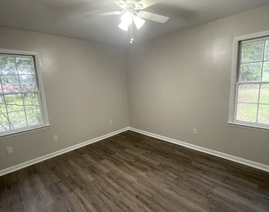 514 Pitt Moore Road - Photo Thumbnail 26