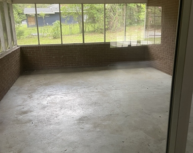 514 Pitt Moore Road - Photo Thumbnail 17