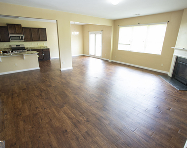 141 Westin Way - Photo Thumbnail 35