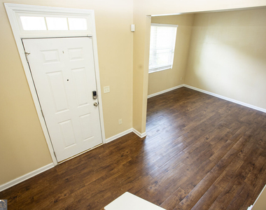 141 Westin Way - Photo Thumbnail 10