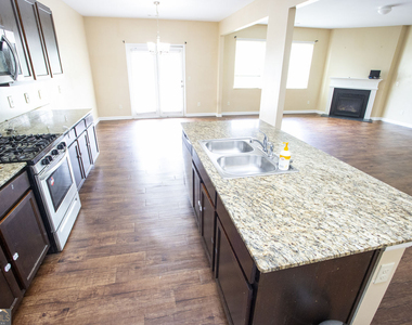 141 Westin Way - Photo Thumbnail 59