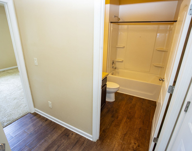 141 Westin Way - Photo Thumbnail 37