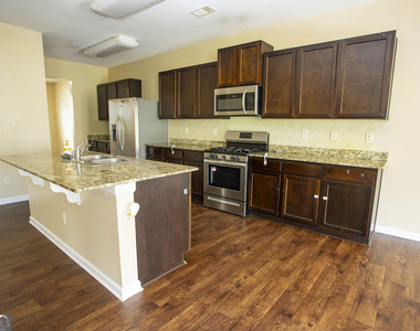 141 Westin Way - Photo Thumbnail 26