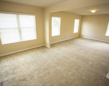 141 Westin Way - Photo Thumbnail 2