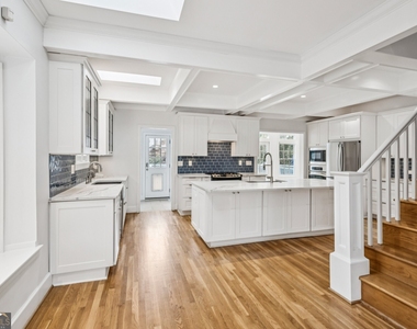 1189 Reeder Circle Ne - Photo Thumbnail 13