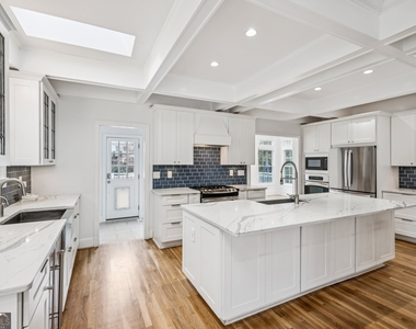 1189 Reeder Circle Ne - Photo Thumbnail 14
