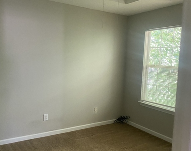 553 Wren Walk - Photo Thumbnail 8
