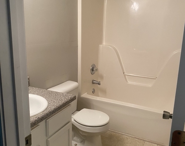 553 Wren Walk - Photo Thumbnail 7