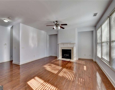 2104 Nelms Pointe Landing - Photo Thumbnail 15