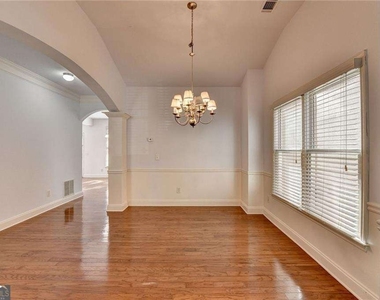 2104 Nelms Pointe Landing - Photo Thumbnail 8