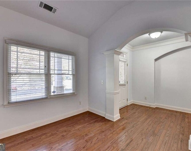 2104 Nelms Pointe Landing - Photo Thumbnail 5