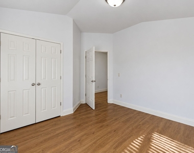 2104 Nelms Pointe Landing - Photo Thumbnail 23