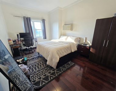 25-40 37th Street - Photo Thumbnail 7