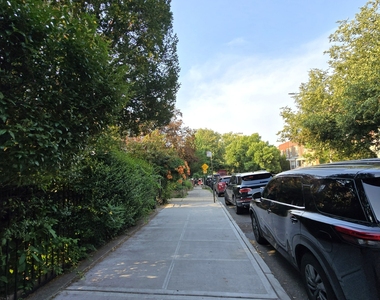 25-40 37th Street - Photo Thumbnail 11