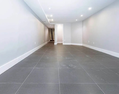 456 Madison Street - Photo Thumbnail 9