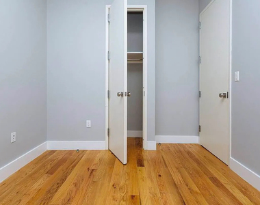456 Madison Street - Photo Thumbnail 3