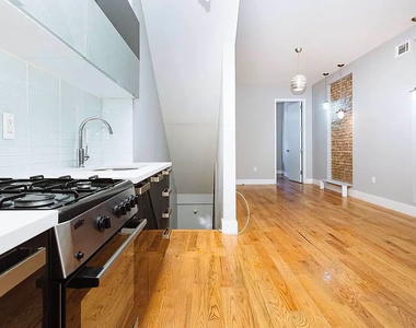 456 Madison Street - Photo Thumbnail 1