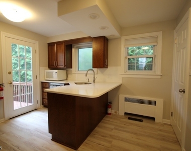 22 Sunset Dr - Photo Thumbnail 5