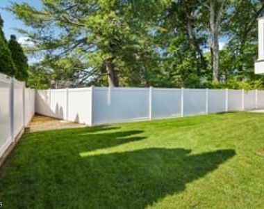50 Lincoln Pl - Photo Thumbnail 9