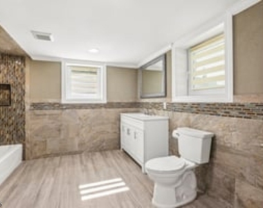 50 Lincoln Pl - Photo Thumbnail 12