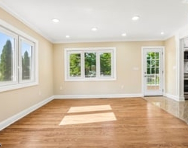50 Lincoln Pl - Photo Thumbnail 3