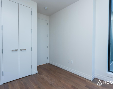 260 Knickerbocker Avenue - Photo Thumbnail 12