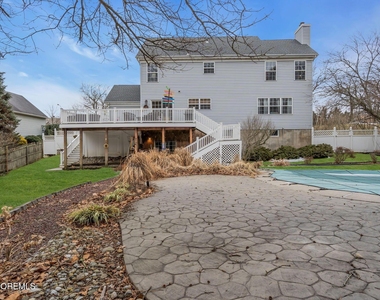 107 Shenandoah Boulevard - Photo Thumbnail 20