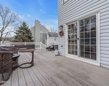 107 Shenandoah Boulevard - Photo Thumbnail 11