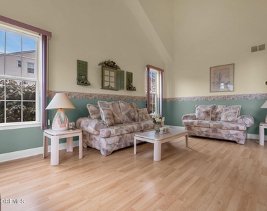 107 Shenandoah Boulevard - Photo Thumbnail 6