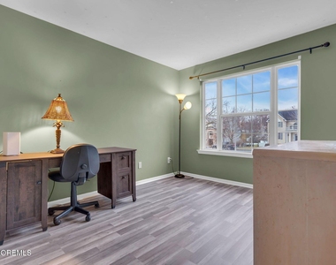 107 Shenandoah Boulevard - Photo Thumbnail 32