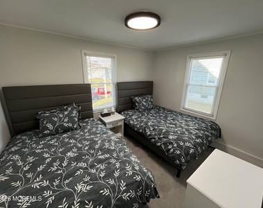 324 Fairfield Avenue - Photo Thumbnail 13