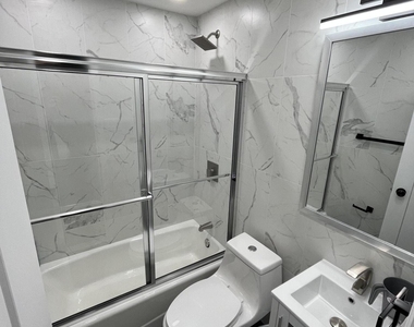 324 Fairfield Avenue - Photo Thumbnail 14