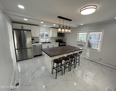 324 Fairfield Avenue - Photo Thumbnail 6