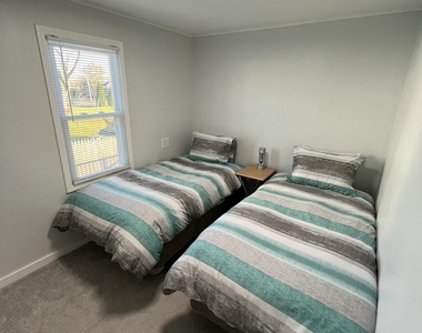 324 Fairfield Avenue - Photo Thumbnail 12