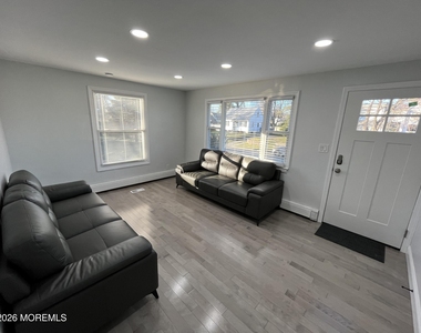 324 Fairfield Avenue - Photo Thumbnail 5