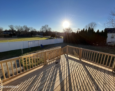 324 Fairfield Avenue - Photo Thumbnail 11